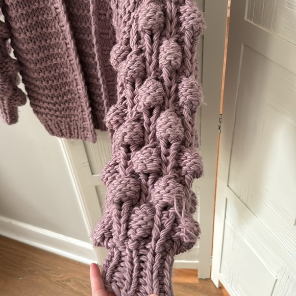 Mauve Bubble Sweater - Picture 4 of 7